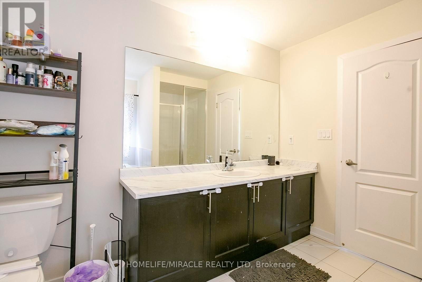 106 HIGGINS AVENUE - 34