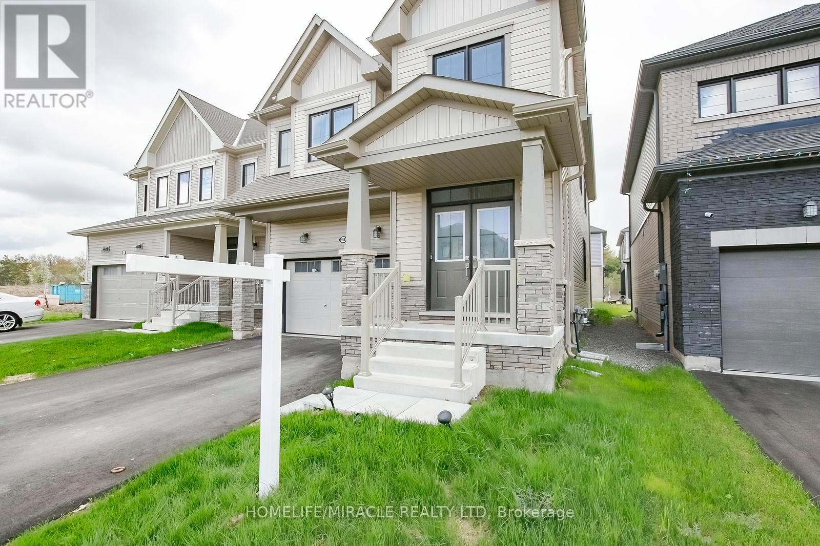106 HIGGINS AVENUE - 6