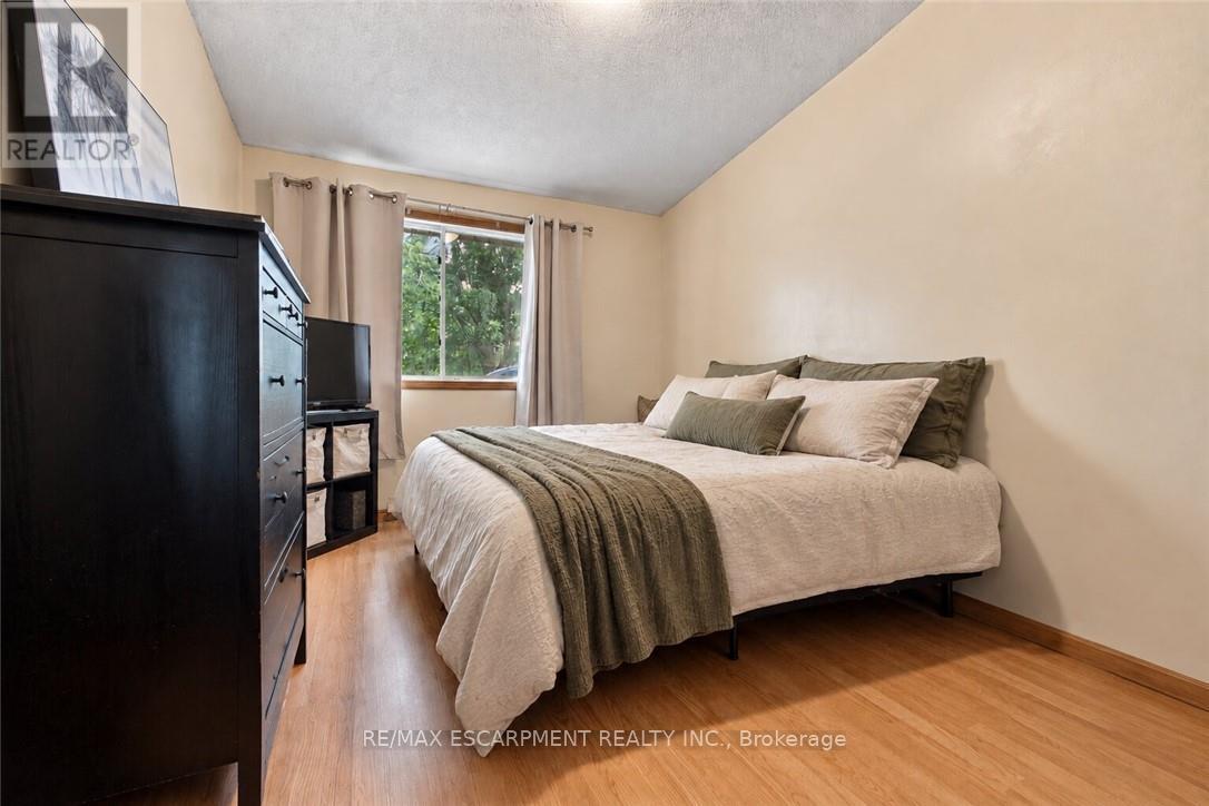 26 RENFREW STREET E, Haldimand — photo 10