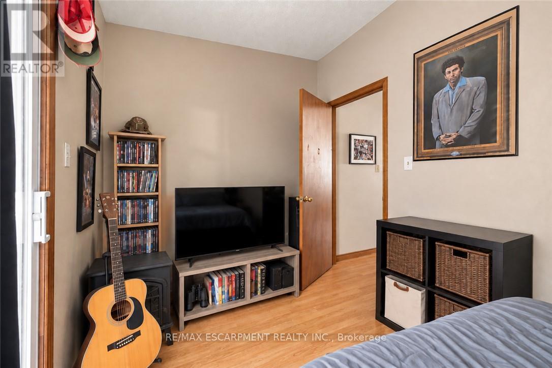26 RENFREW STREET E, Haldimand — photo 11