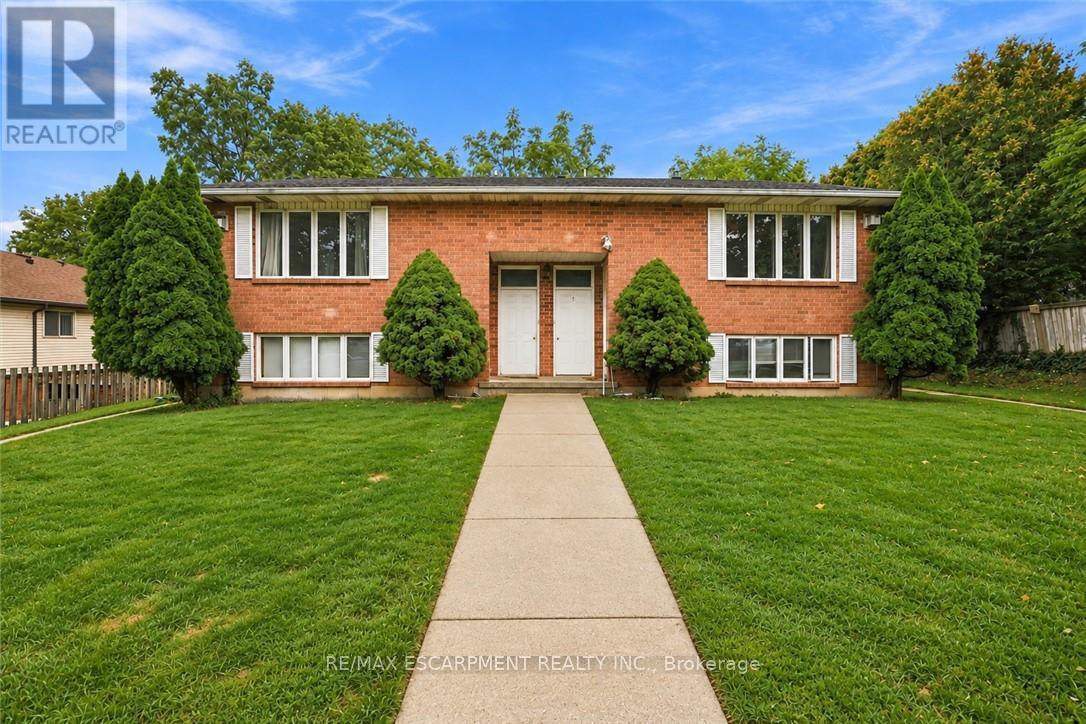 26 RENFREW STREET E, Haldimand — photo 2