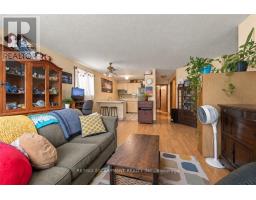 Living room - 26 Renfrew Street E, Haldimand, ON N3W1E8 Photo 17