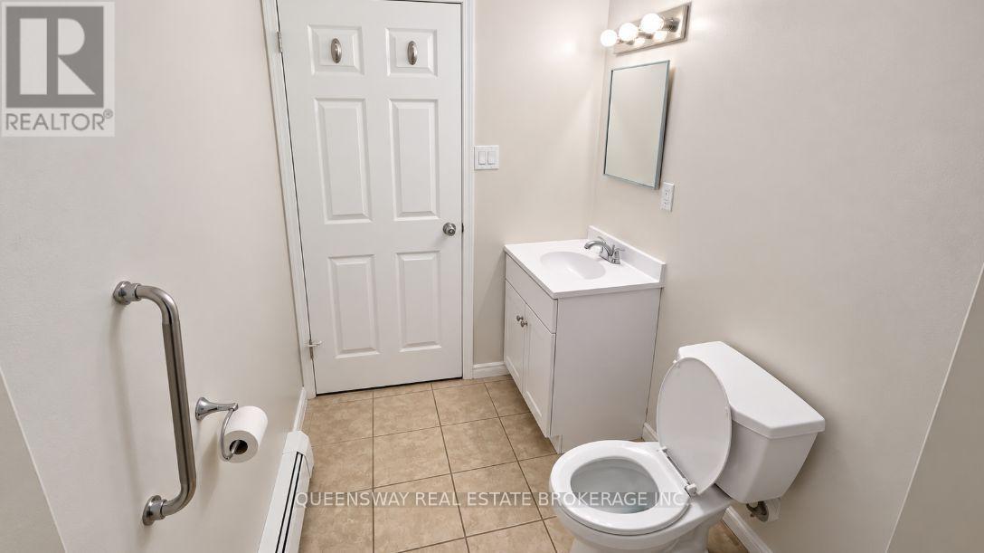5 - 689 BARBER AVENUE, North Perth (Listowel) — photo 12