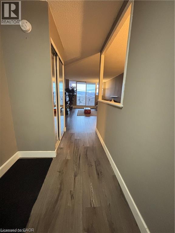 975 WARWICK Court Unit# 1210, Burlington — photo 7