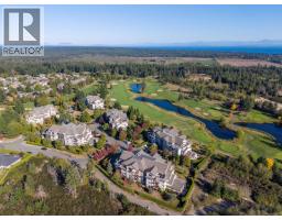 524 3666 Royal Vista Way, Courtenay, BC V9N9X8 Photo 14