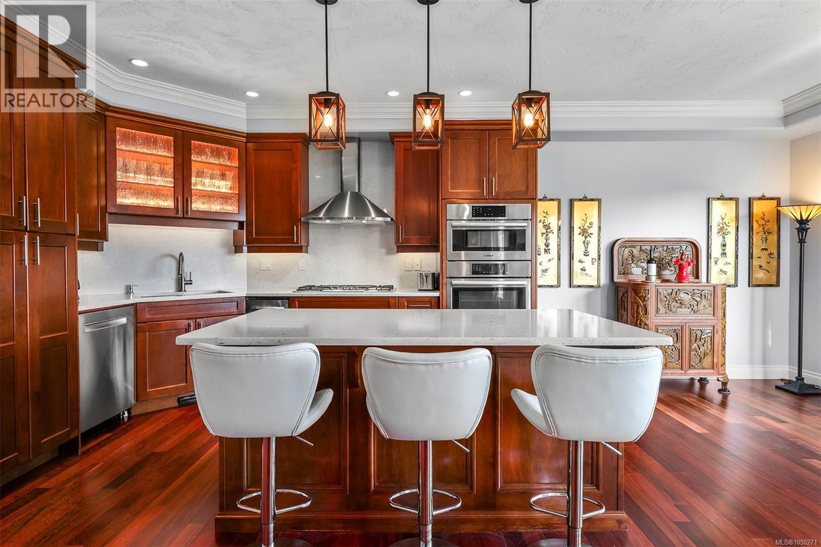 #524 3666 Royal Vista Way - 22