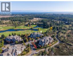 524 3666 Royal Vista Way, Courtenay, BC V9N9X8 Photo 40