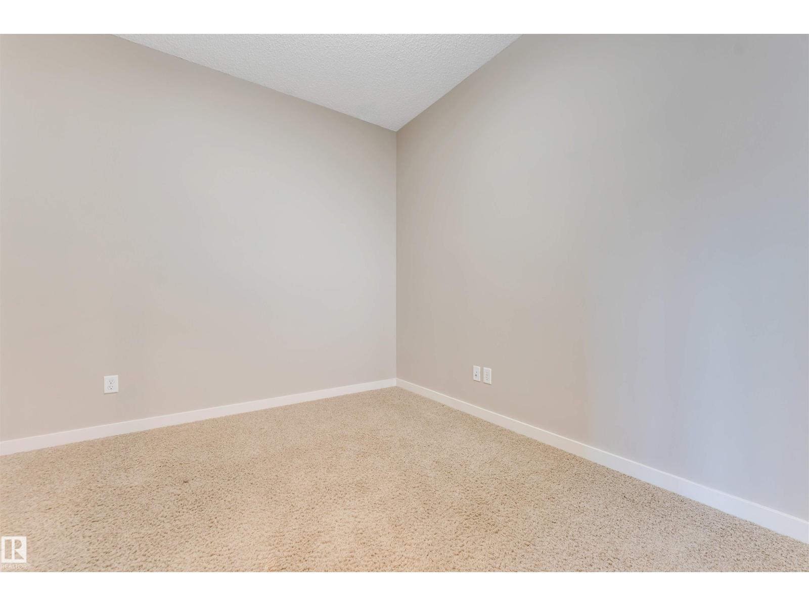3662 13 ST NW - 36