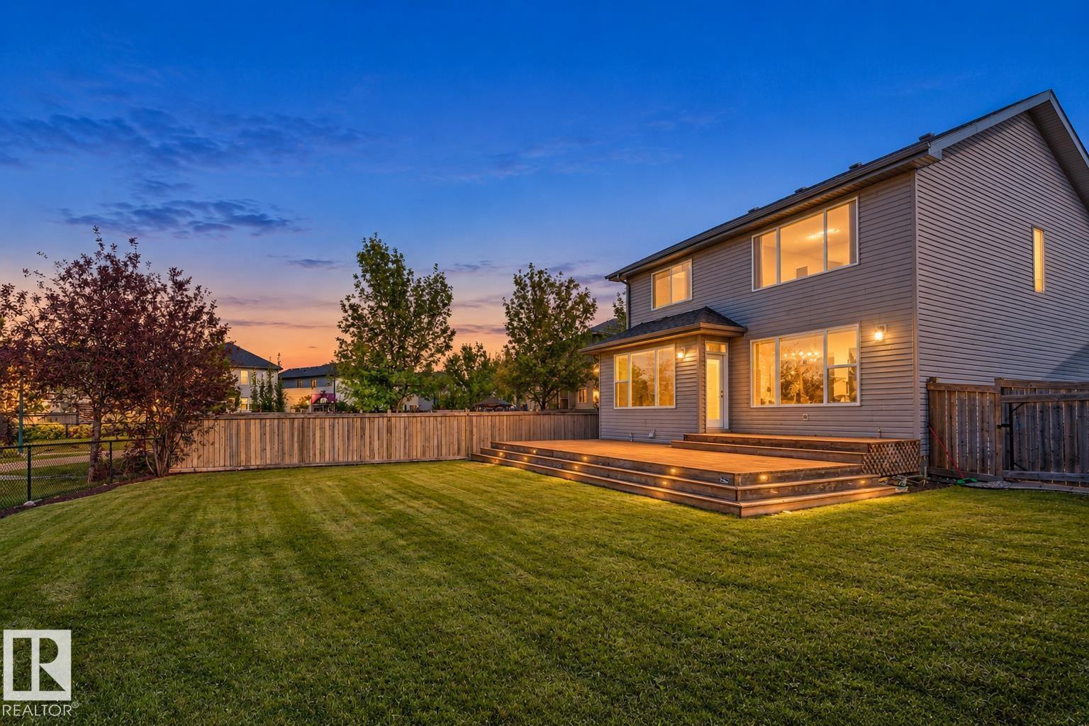 3662 13 ST NW - 52