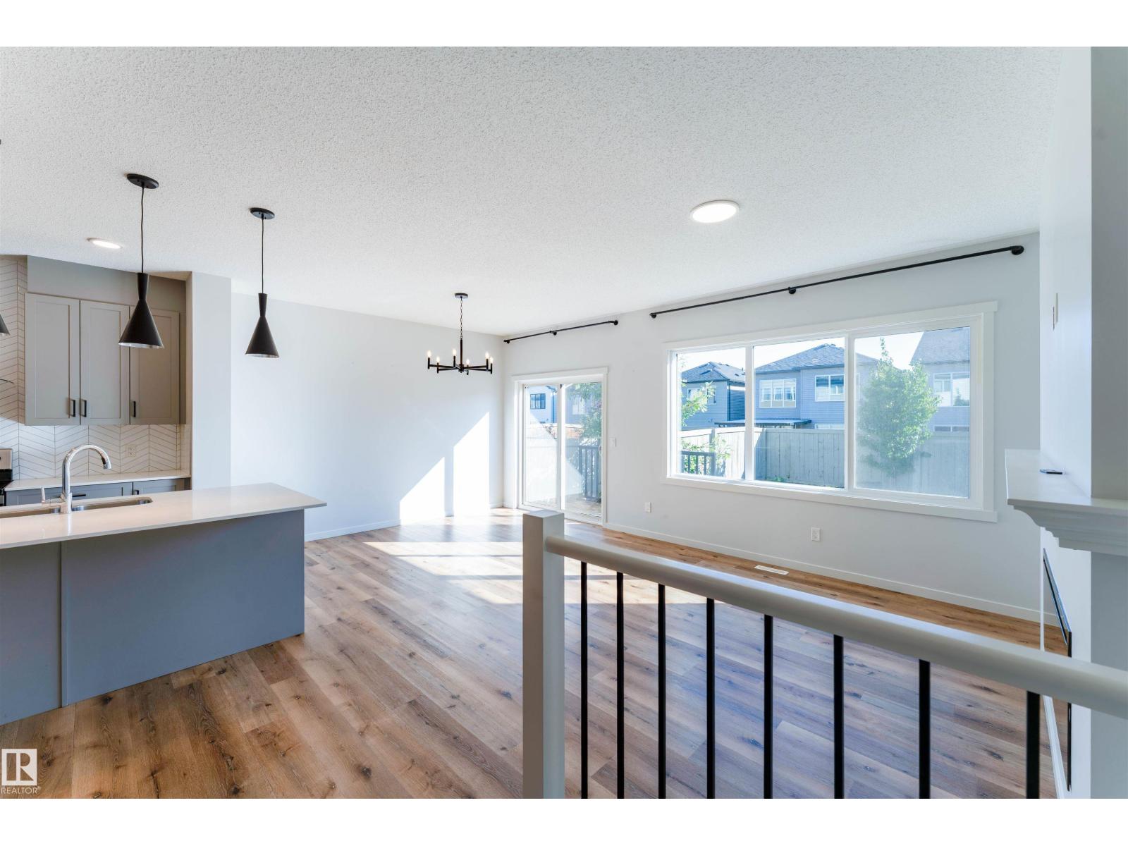 9235 223 St NW NW photo 5 — MLS® E4509501