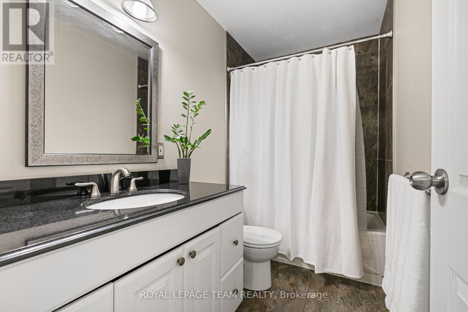 3 Bed, 2 Bath House for Sale in Ottawa – 68 – 82 MCCLINTOCK WAY, Ottawa – MLS# X13805254 - Image 23