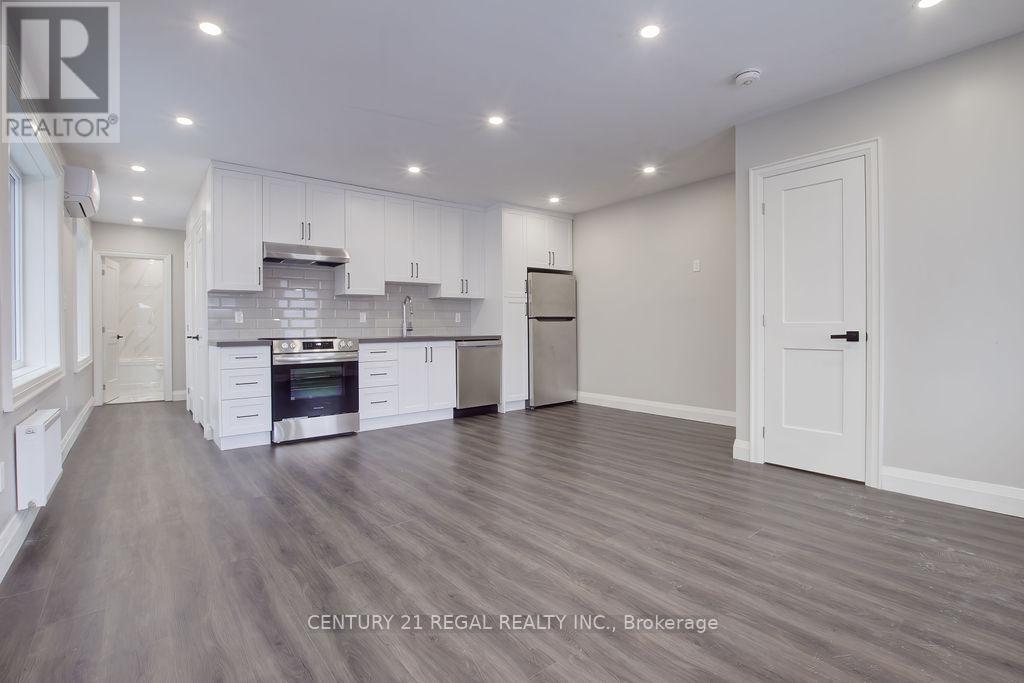 A - 276 ATLAS AVENUE, Toronto (Oakwood Village)