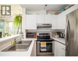 614 989 Nelson Street, Vancouver, BC V6Z3B6 Photo 9