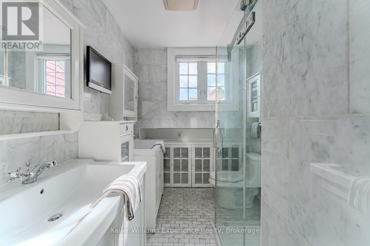 85 10TH STREET - Image 31