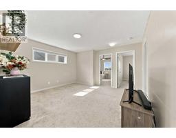 35 Heritage Rise, Cochrane, AB T4C2R5 Photo 17