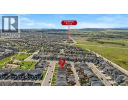 35 Heritage Rise, Cochrane, AB T4C2R5 Photo 43