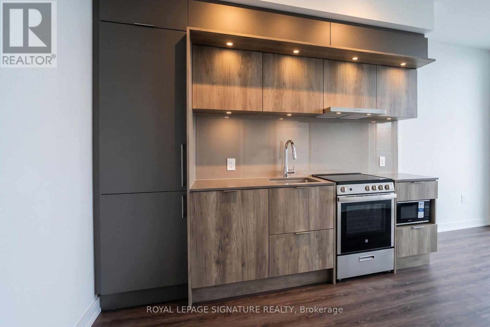 615 - 448 BURNHAMTHORPE ROAD W, Mississauga (City Centre) — photo 6