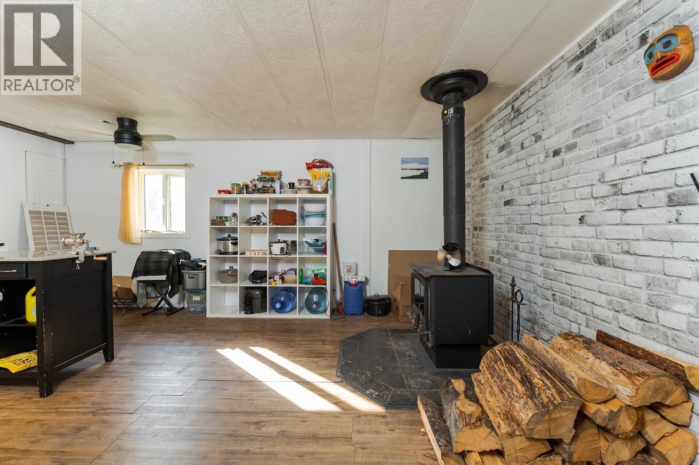 5855 MCLEOD ROAD - 10