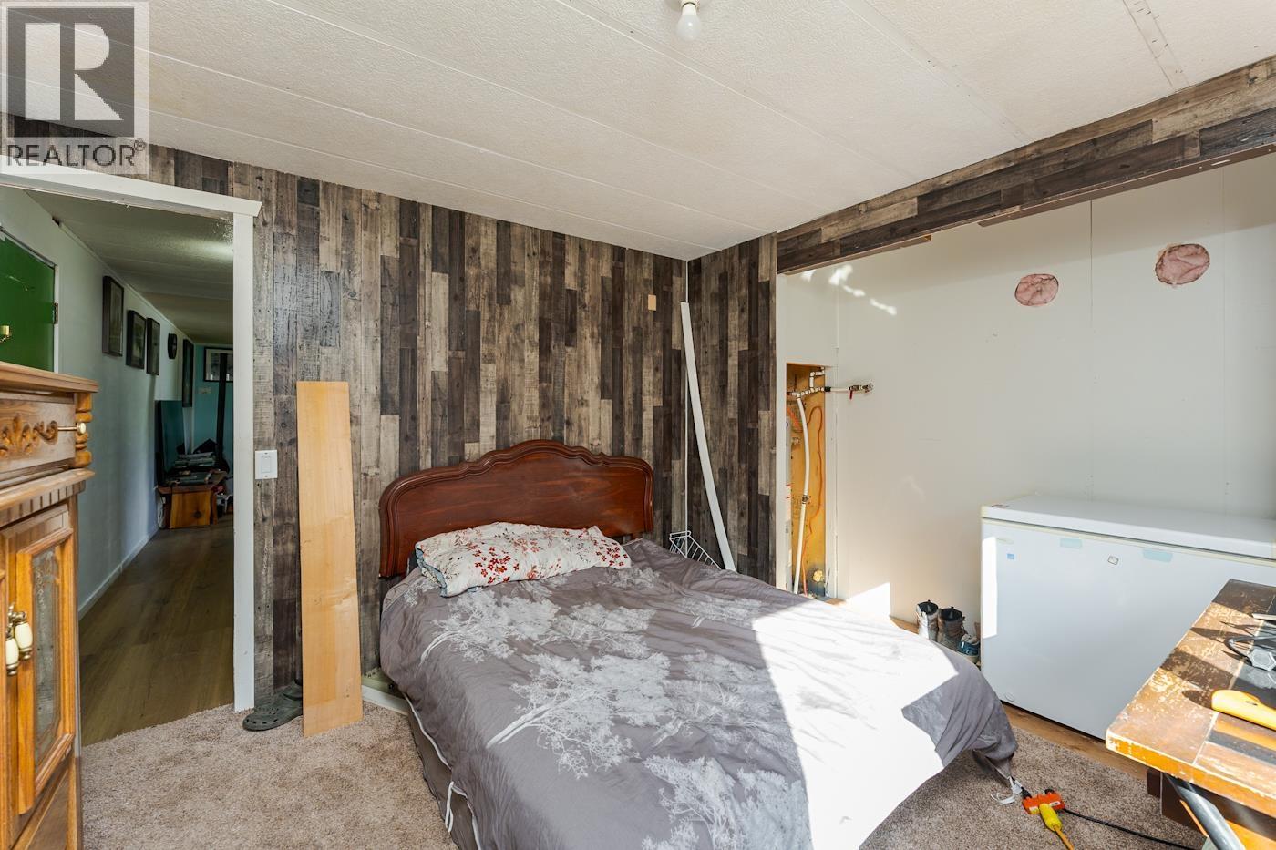 Photo 15 of 40 — 5855 MCLEOD ROAD · Prince George, BC