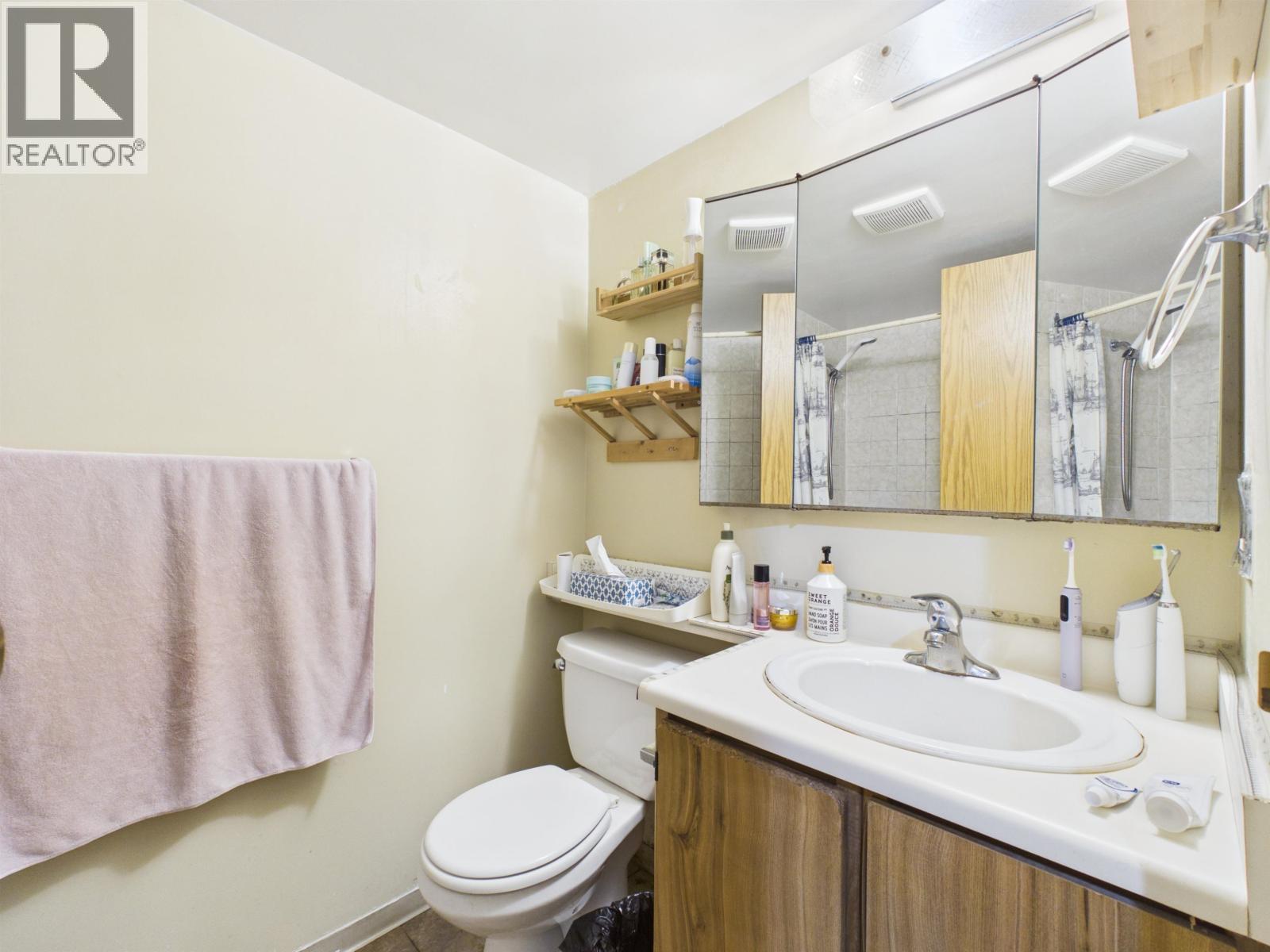 #227-8700 ACKROYD Road, Richmond