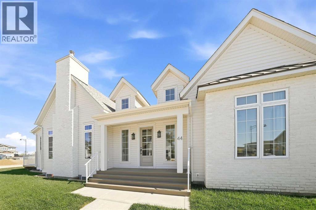 Listing photo – 44 Everson Close, Red Deer