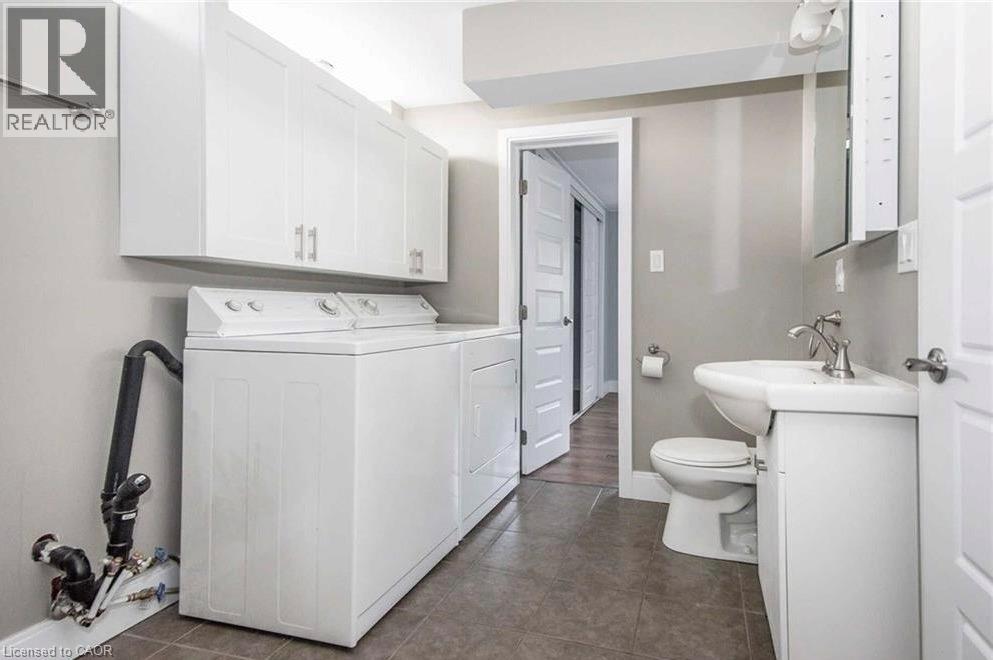 1801 BISCAYNE Drive Unit# Lower, Cambridge — photo 12