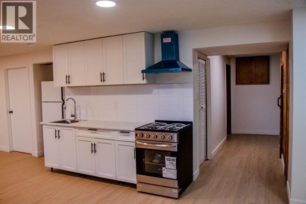 471 78 Avenue NE - 29