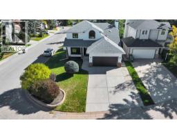 238 Hawktree Bay Nw, Calgary, AB T3G2Z3 Photo 46