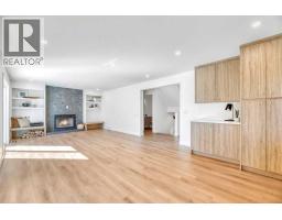 5pc Bathroom - 238 Hawktree Bay Nw, Calgary, AB T3G2Z3 Photo 9
