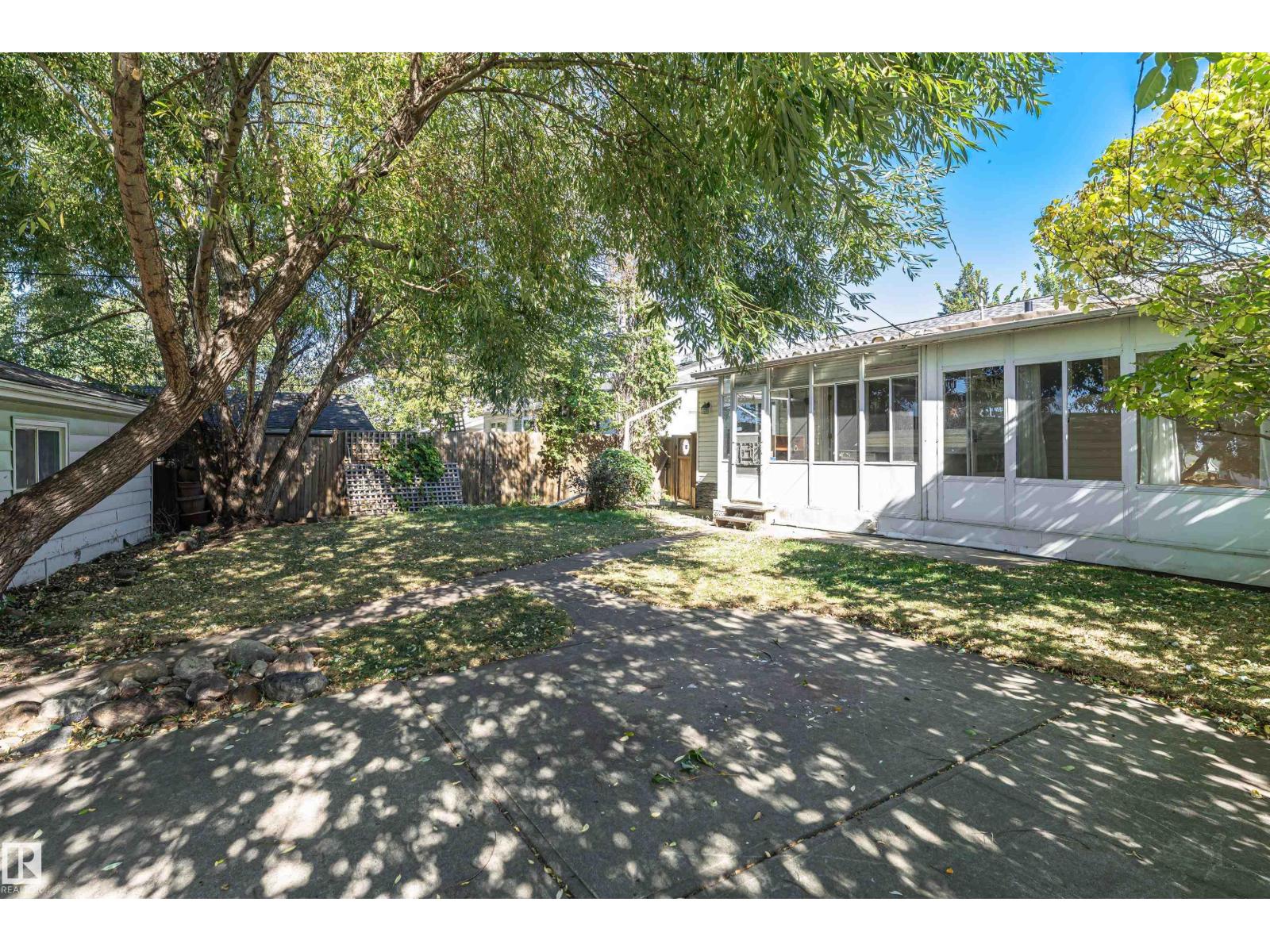 8610 157 ST NW - Image 31