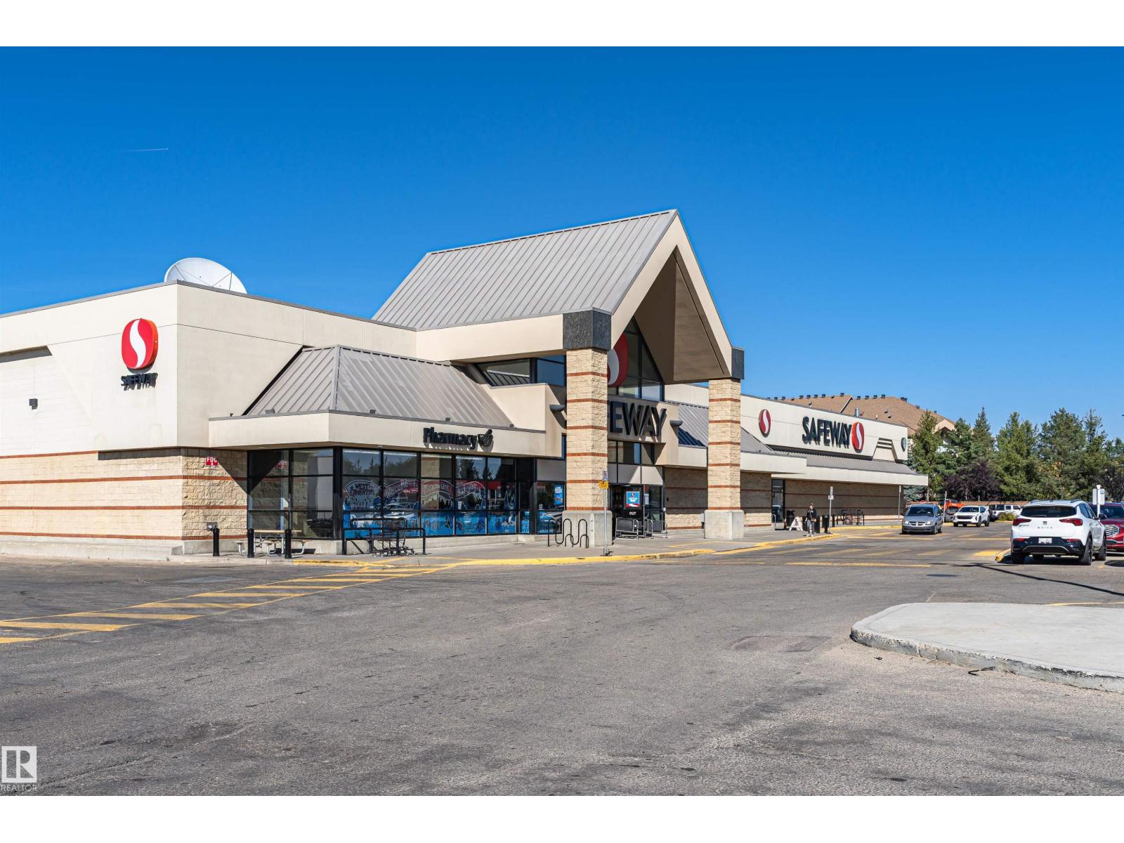 8610 157 ST NW - 37