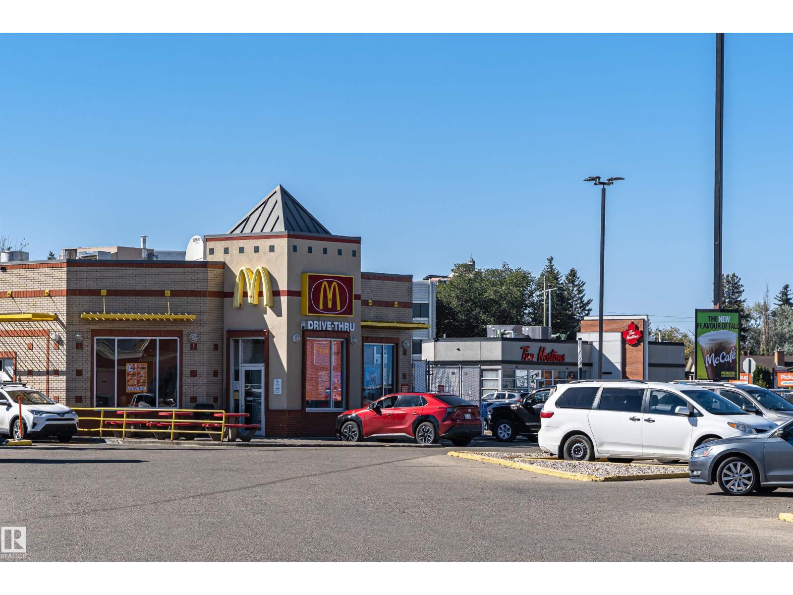 8610 157 ST NW - Image 41