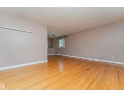 Bedroom 2 - 8610 157 St Nw, Edmonton, AB T5R2A5 Photo 6