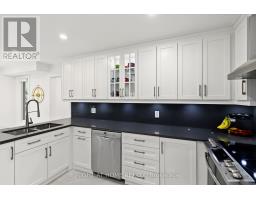 11 Harrowsmith Place, Richmond Hill, ON L4E2K1 Photo 19