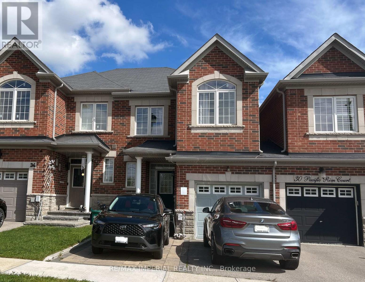 UPPER FLOOR - 32 PACIFIC RIM COURT, Richmond Hill (Jefferson)