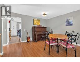 Bedroom - 7 Woodbrook Way Sw, Calgary, AB T2W4J7 Photo 10
