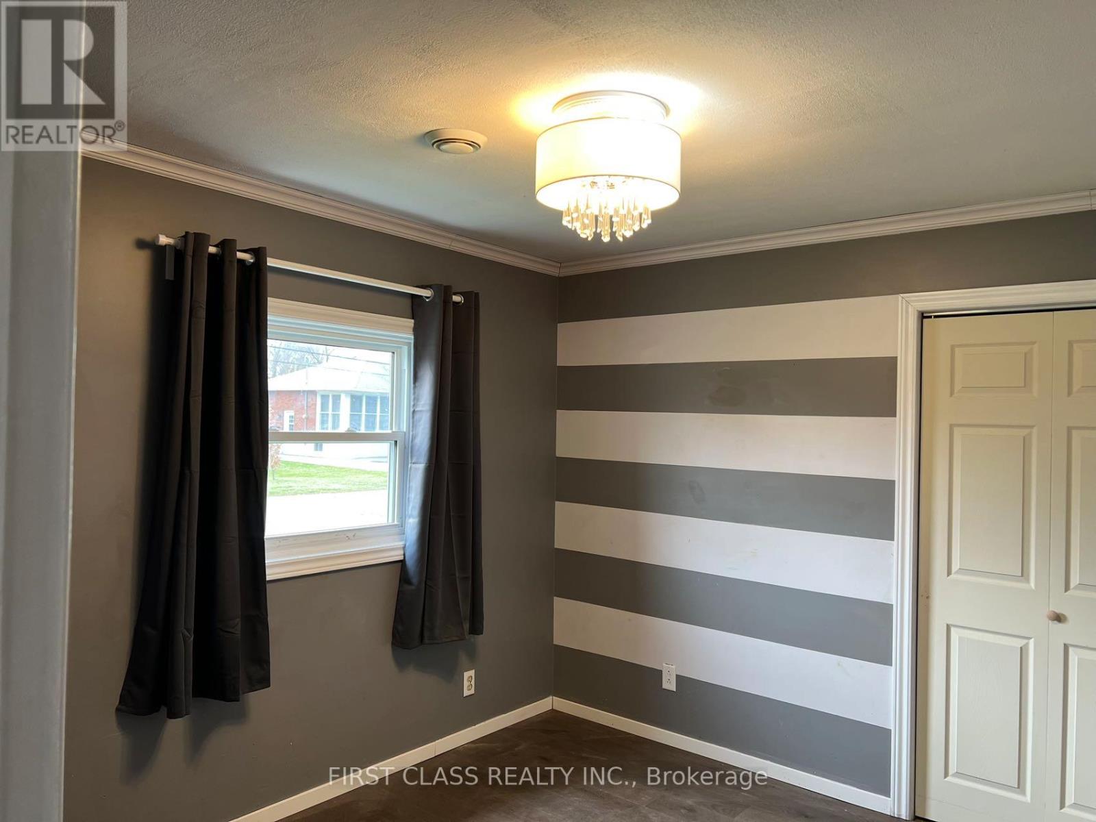 64 DOMINION ROAD, Fort Erie (Lakeshore) — photo 9