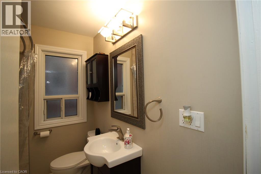 245 EAST 13TH Street Unit# 2, Hamilton — photo 5