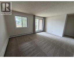 303, 85 Foxbend Crescent N, Lethbridge, AB T1H5T4 Photo 12
