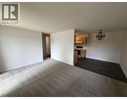 303, 85 Foxbend Crescent N, Lethbridge, AB T1H5T4 Photo 13