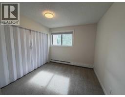 303, 85 Foxbend Crescent N, Lethbridge, AB T1H5T4 Photo 18