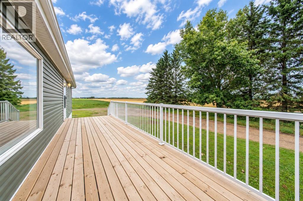 Listing photo – 6506 52 Street, Ponoka