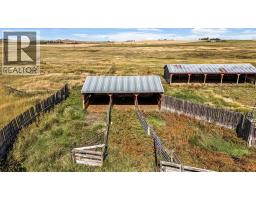 Bedroom - 263043 / 263039 Range Road 14, Rural Rocky View County, AB T4B3L5 Photo 14