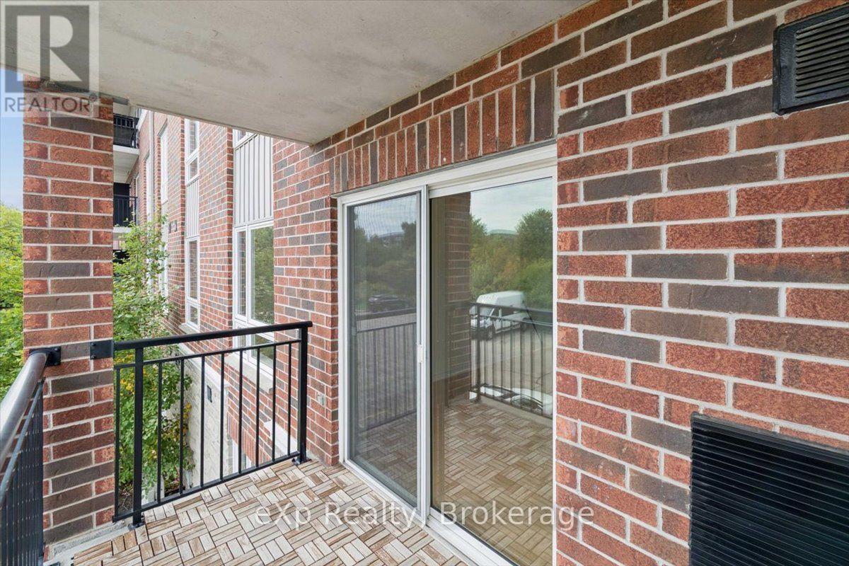 #202 41 GOODWIN DRIVE - 25