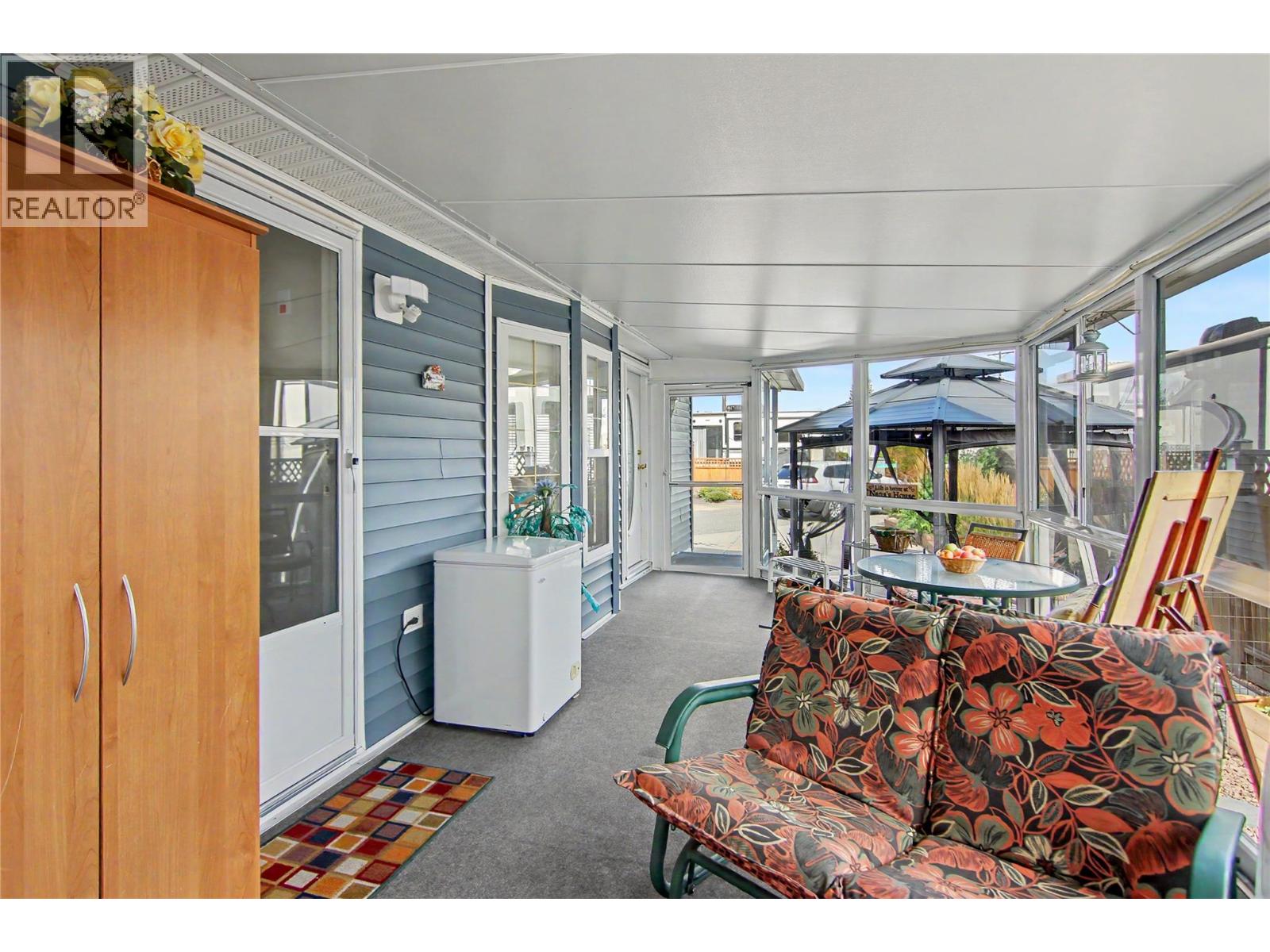 #222 415 Commonwealth Road - 15