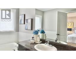 24 Spofford Drive, Whitchurch Stouffville, ON L4A4R1 Photo 12