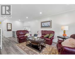 Recreational, Games room - 11 Charlotte Court, Barrie, ON L4N6B2 Photo 11