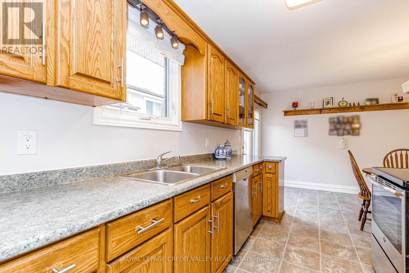 14 CARLTON DRIVE, Orangeville — photo 12