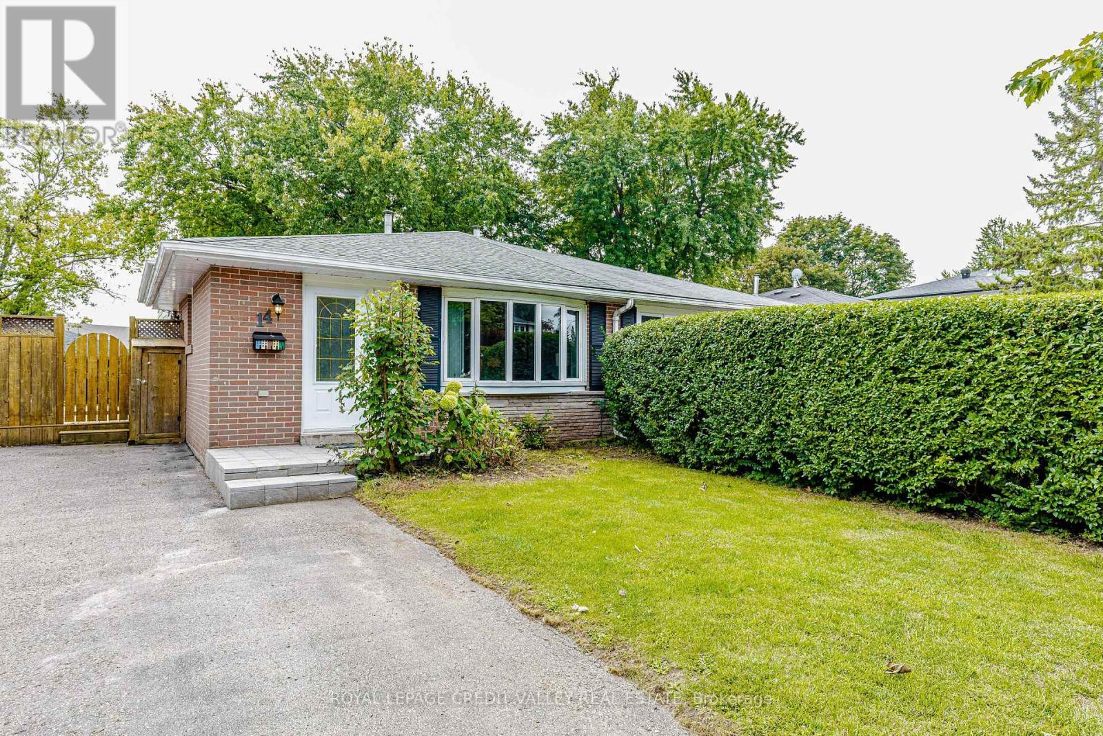 14 CARLTON DRIVE, Orangeville — photo 2