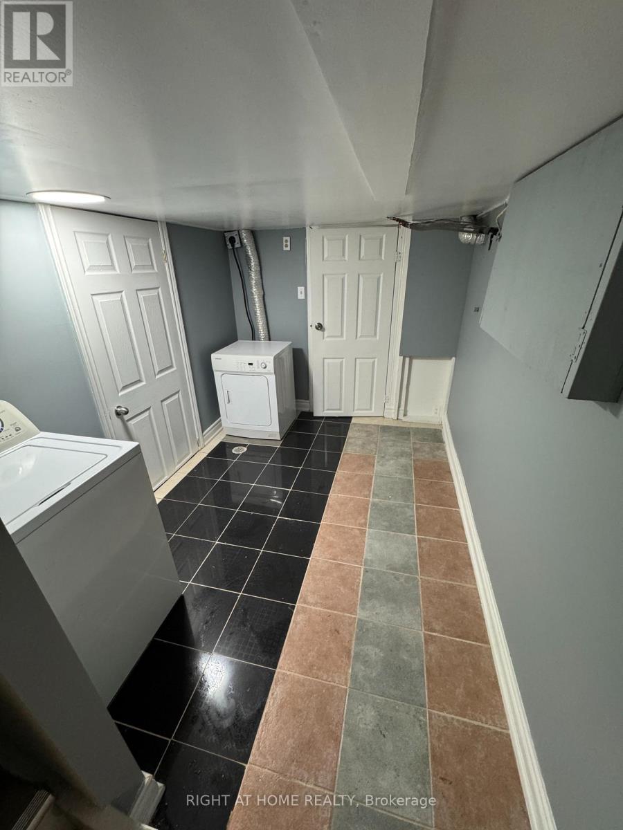 683 MORTIMER AVENUE - 12